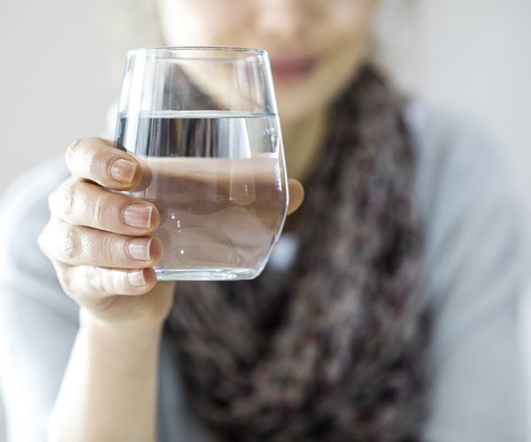 Come cambia la densità papillare renale dopo la terapia di idratazione?
