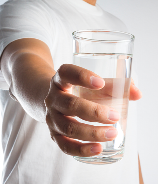 È vero che l’idratazione protegge dal dolore fisico?