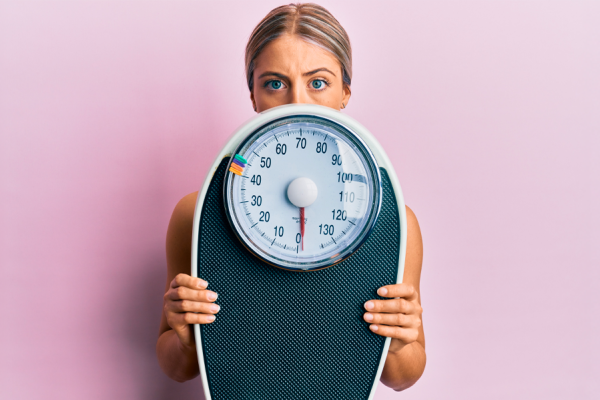 Perché il cortisolo alto influisce sul peso forma?